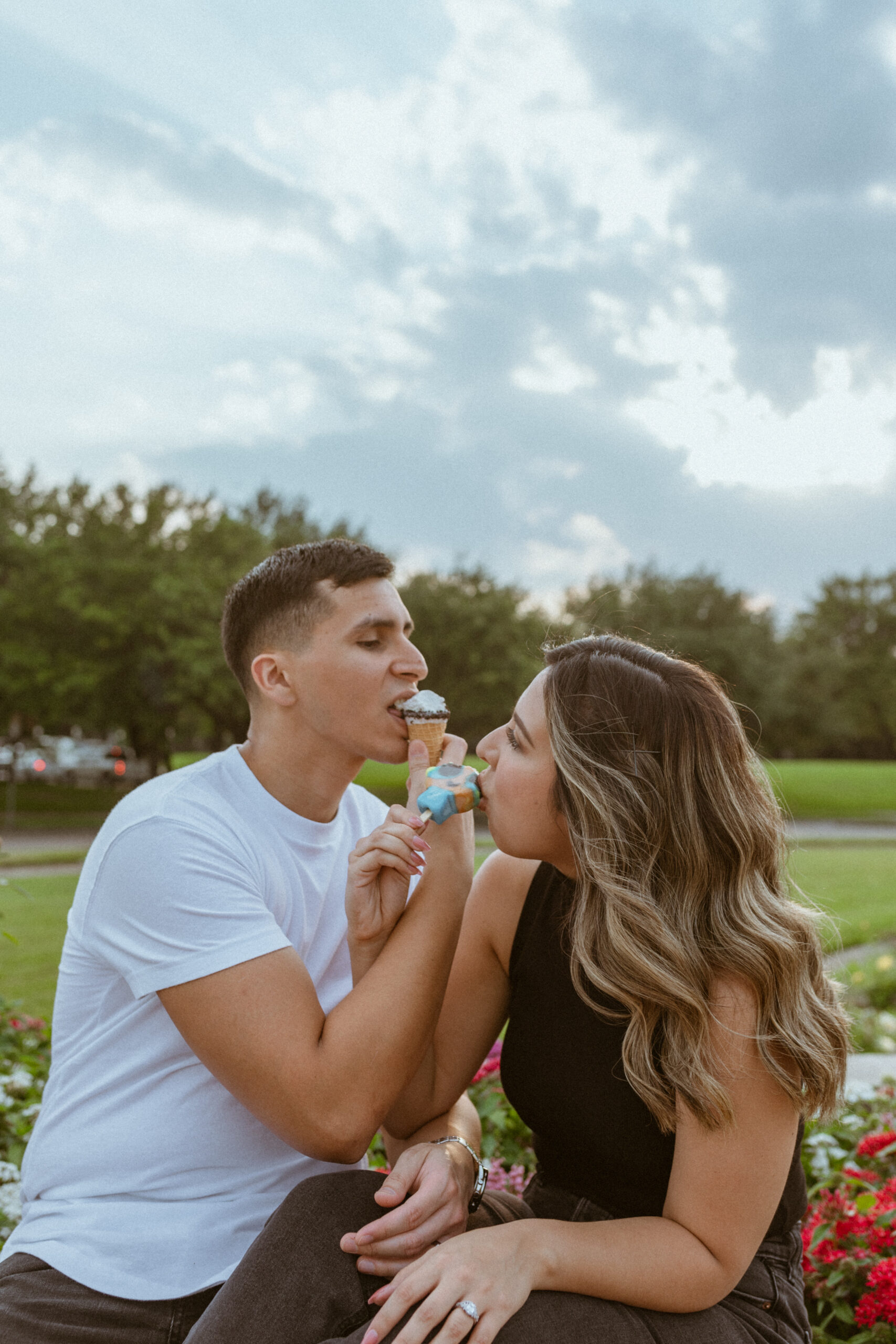 Couple Eating Ice-cream during a Houston photoshoot